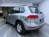 Фото 8 - Volkswagen Touareg