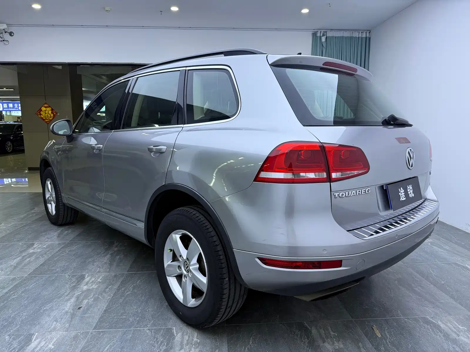 Фото 8 - Volkswagen Touareg