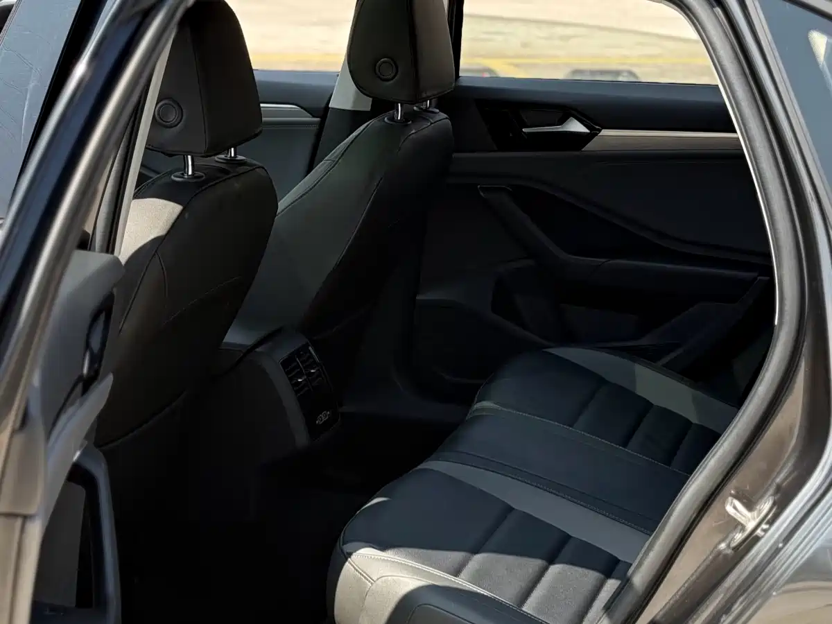 Volkswagen Sagitar 2019 280TSI DSG Comfort Edition China VI фото 12