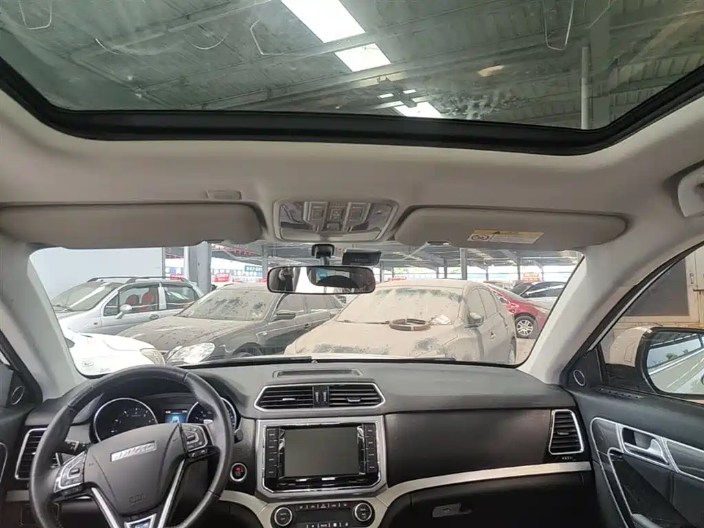 Haval H6 Coupe 2016 Blue Label 1.5T Automatic 2WD Urban фото 18