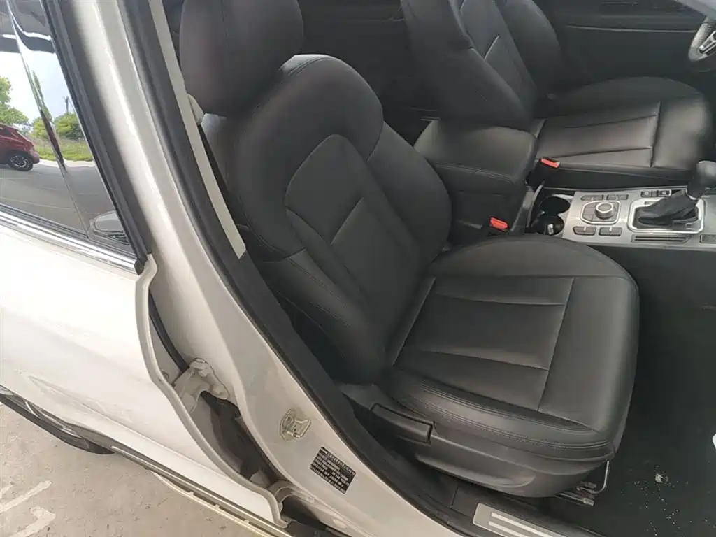Haval H6 Coupe 2016 Blue Label 1.5T Automatic 2WD Urban фото 25