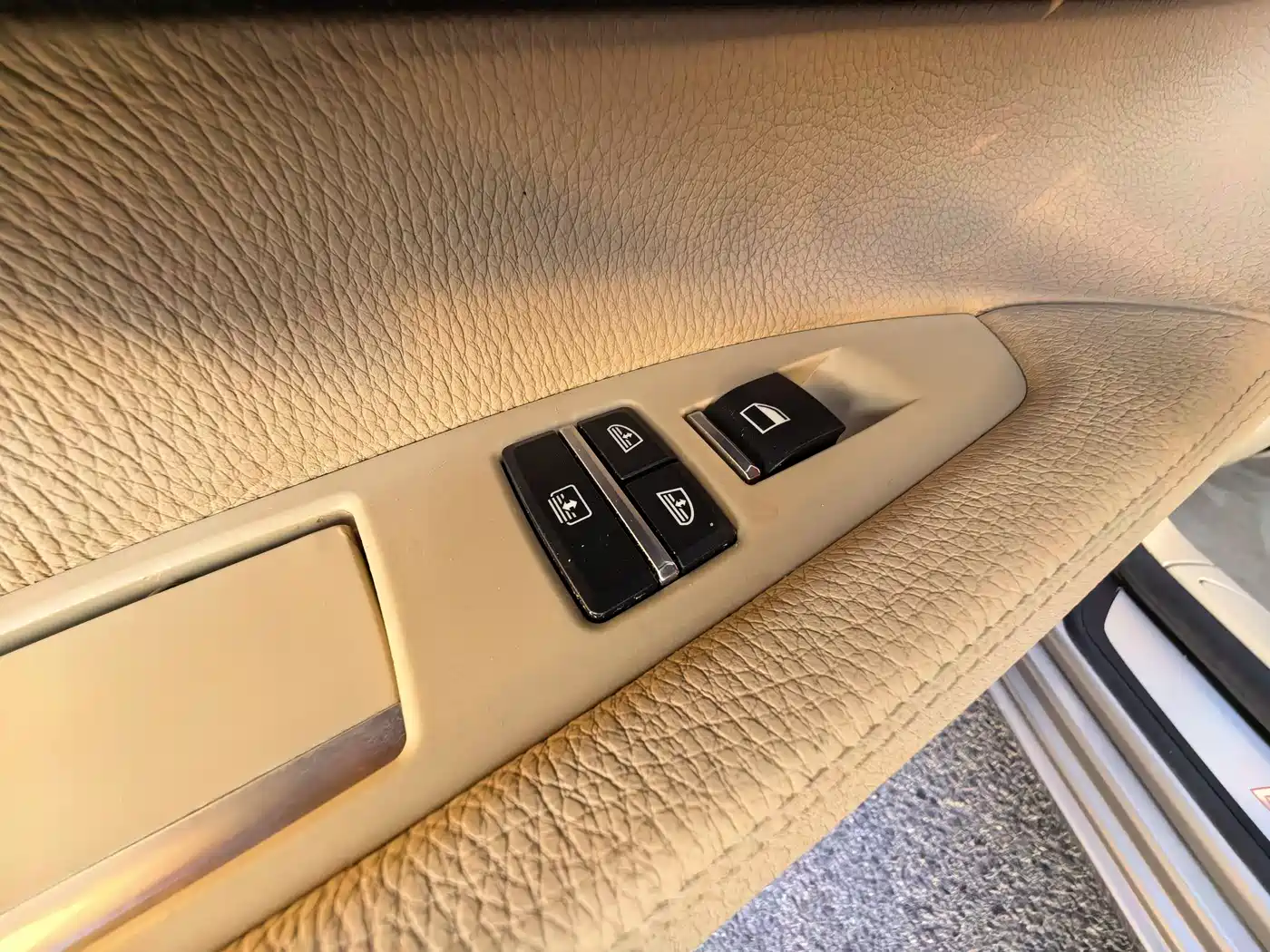 BMW 7 Series 2013 Model 730Li Luxury фото 17