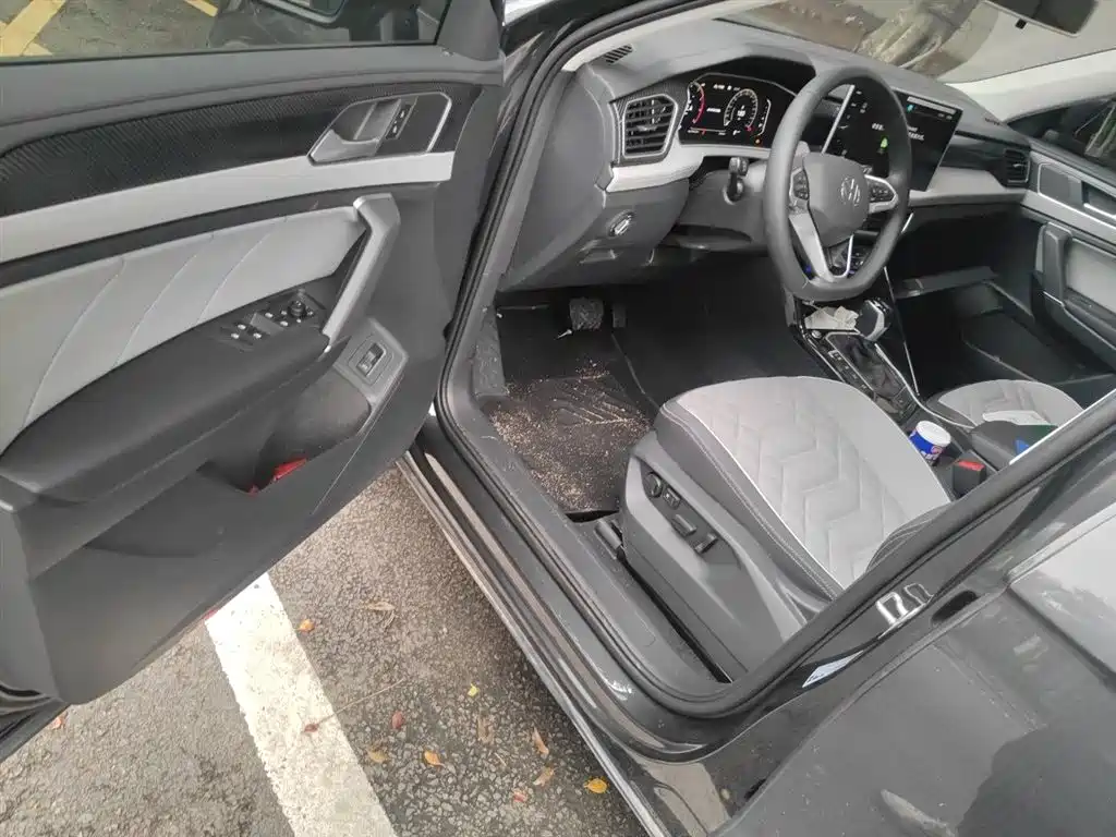 Volkswagen Tayron 2026 Model Shared Edition 300TSI фото 13