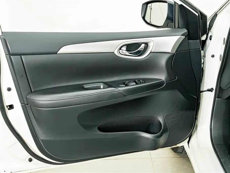 Nissan SYLPHY, миниатюра 17