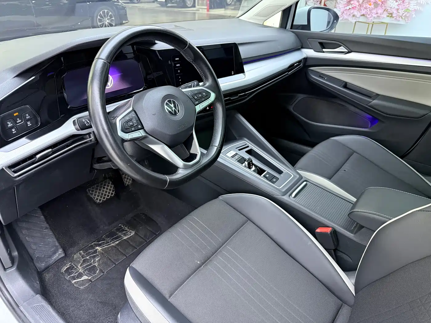 Volkswagen Golf 2021 280TSI DSG Pro Launch Edition фото 12