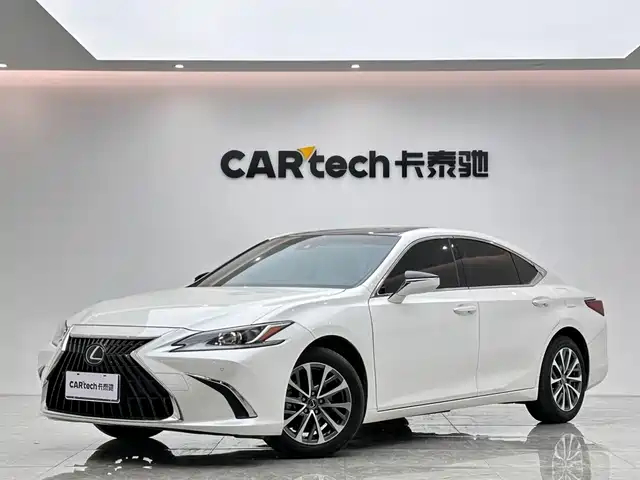 Lexus ES 2022 200 Excellence Edition — фото 1