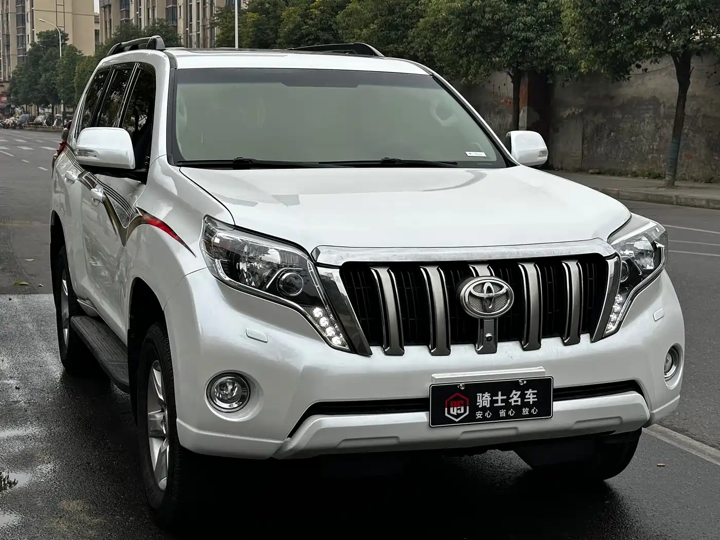 Toyota Prado 2016 2.7L Auto Luxury Edition фото 3