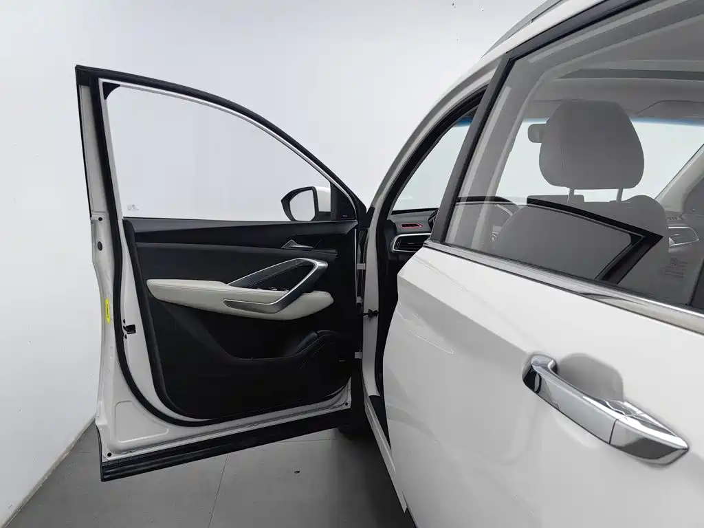 Фото 8 - Baojun 530