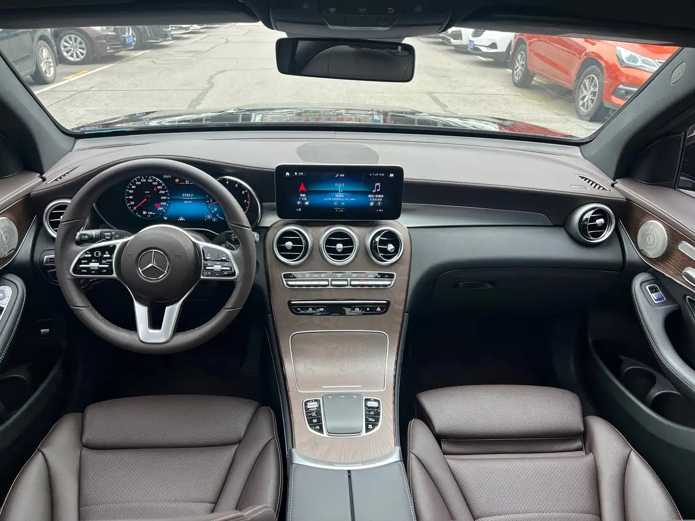Mercedes-Benz GLC 2021 GLC 300 L 4MATIC Sporty фото 12