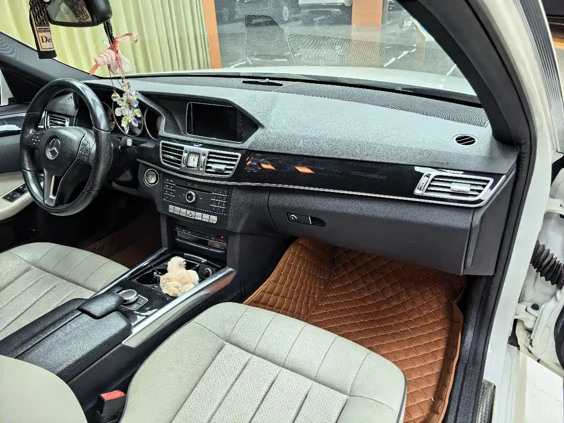 Mercedes-Benz E-Class 2015 E 180 L фото 7
