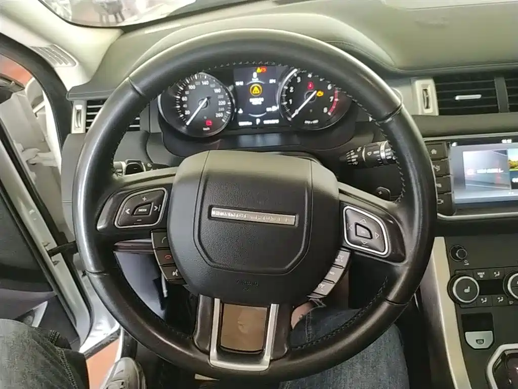 Land Rover Range Rover Evoque 2018 240PS PURE Trend фото 11