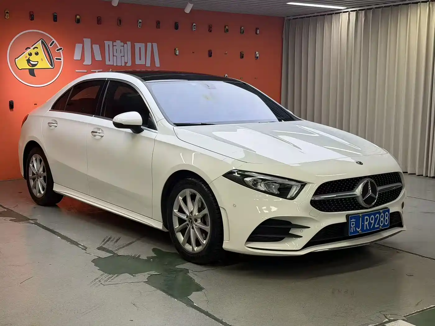 Mercedes-Benz A-Class 2019 A 200 L Sport Sedan фото 3