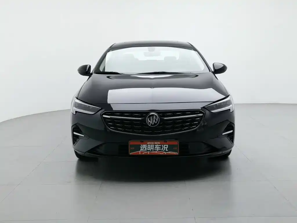 Photo 3 - Buick Regal