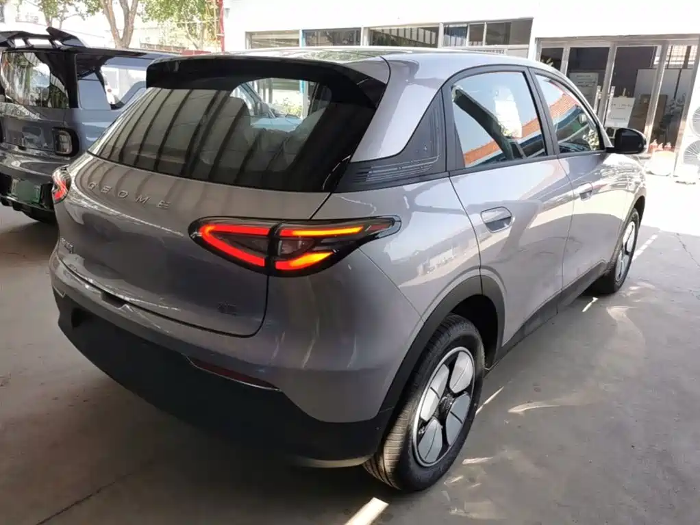 Geely Galaxy Starry Wish 2026 Edition 310km Youth Version фото 7