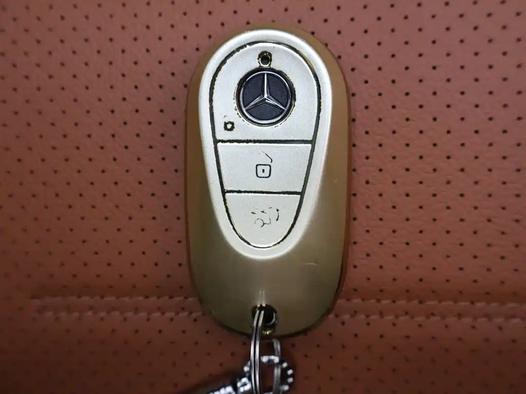 Mercedes-Benz GLC Coupe 2026 2026 GLC 260 4MATIC Coupe SUV