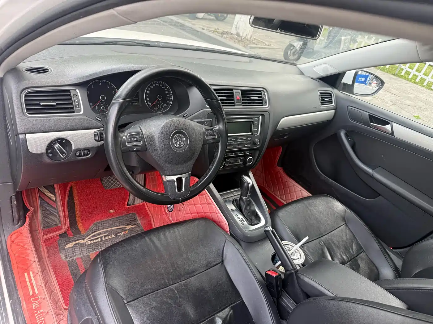Volkswagen Sagitar 2014 Facelift 1.4TSI Automatic Luxury фото 5