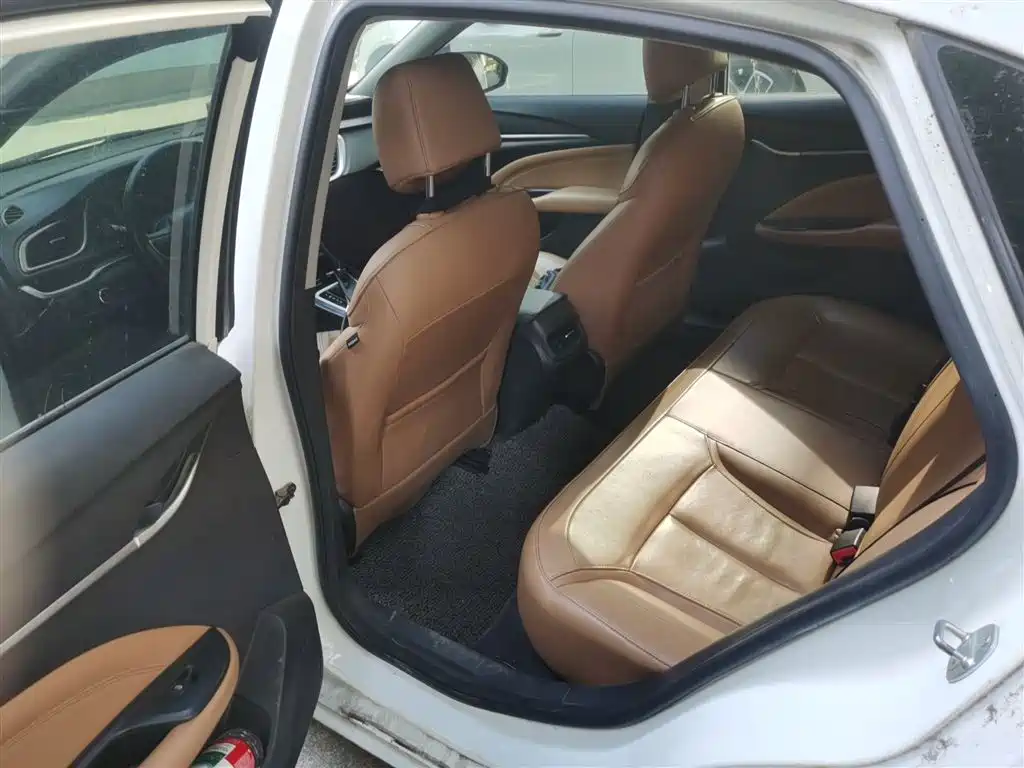 Buick Excelle 2018 18T Automatic Flagship фото 15