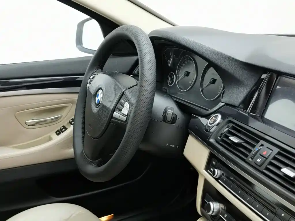 Фото 22 - BMW 5 Series