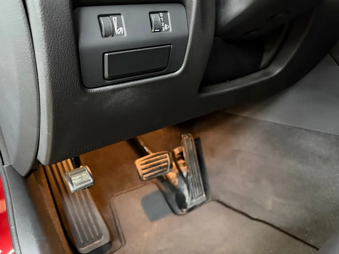 Cadillac ATS-L 2016 28T Technology фото 21
