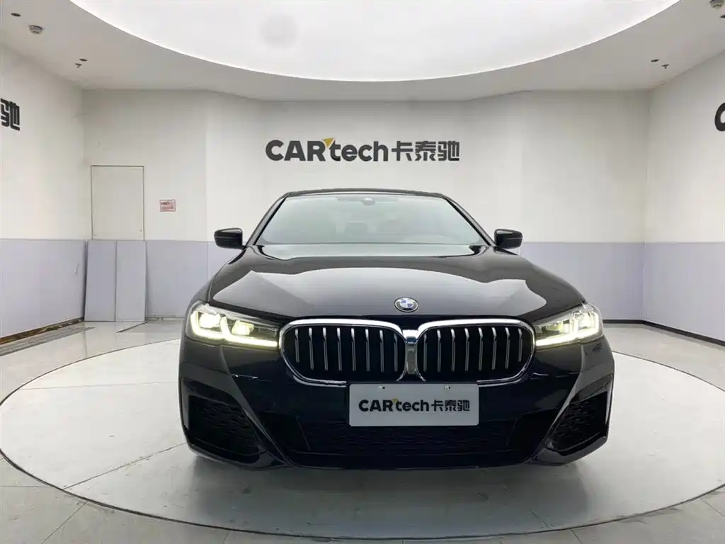 BMW 5 Series 2021 530Li Leading M Sport Package фото 3