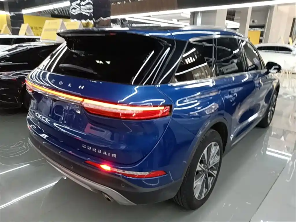 LINCOLN ADVENTURER