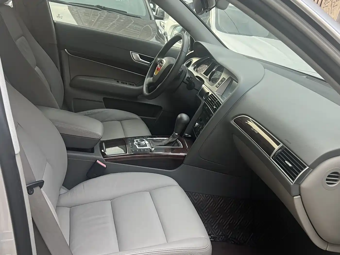 Audi A6L 2008 2.4L Premium фото 10