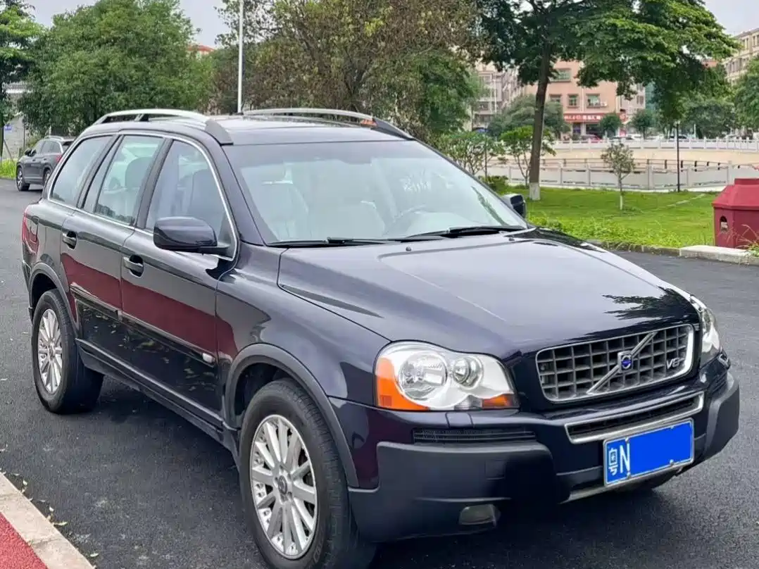 Volvo XC90 2009 2006 4.4 V8 AWD 5-seater Executive
