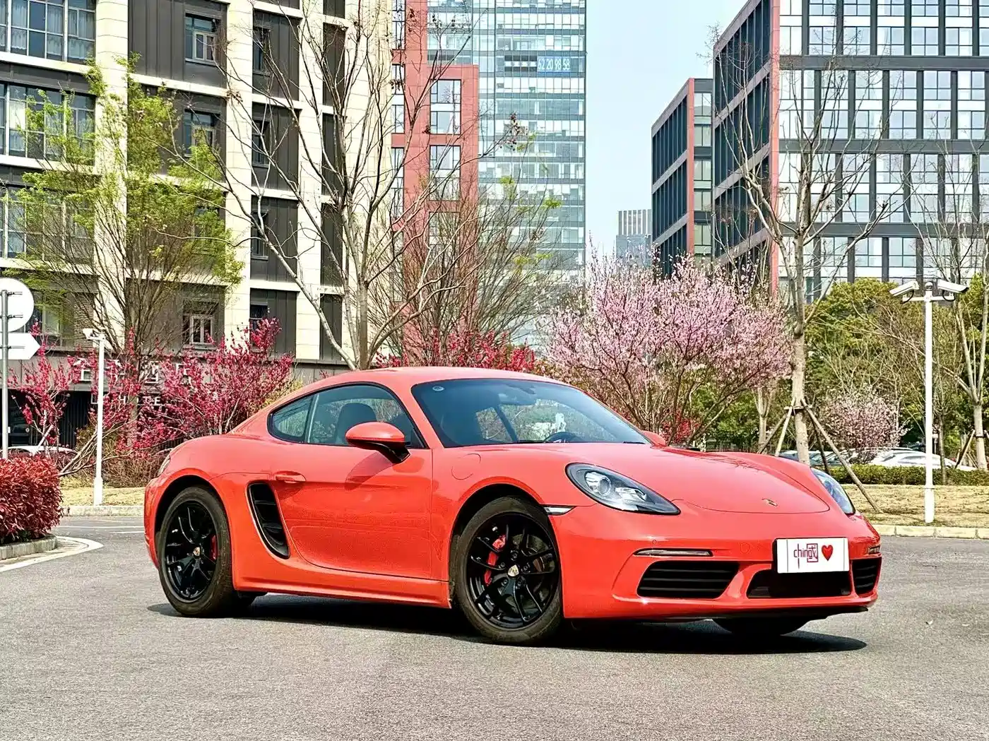 Porsche 718 2018 Cayman 2.0T фото 3