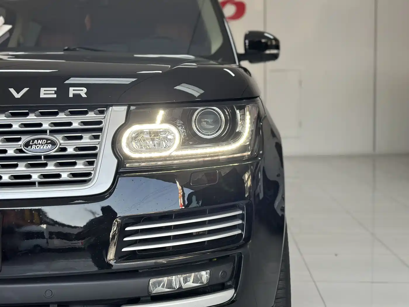Land Rover Range Rover 2015 3.0 TDV6 Vogue фото 7