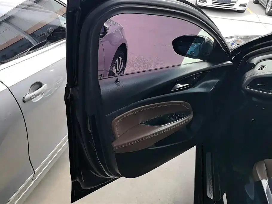 Buick Regal 2019 20T Elite China VI фото 7