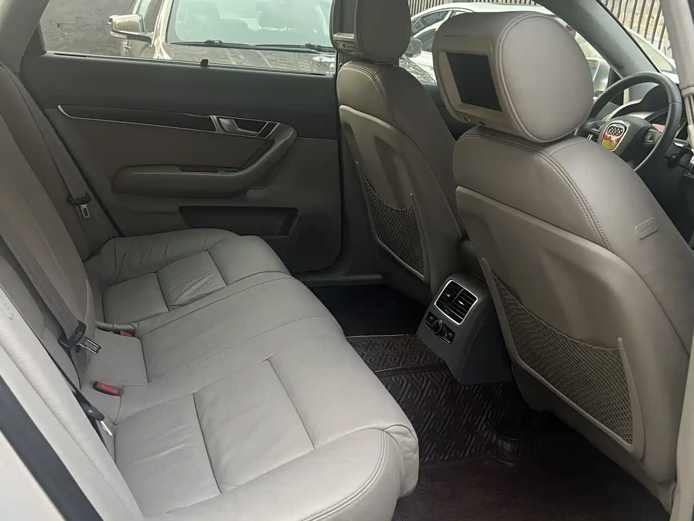Audi A6L 2008 2.4L Premium фото 11