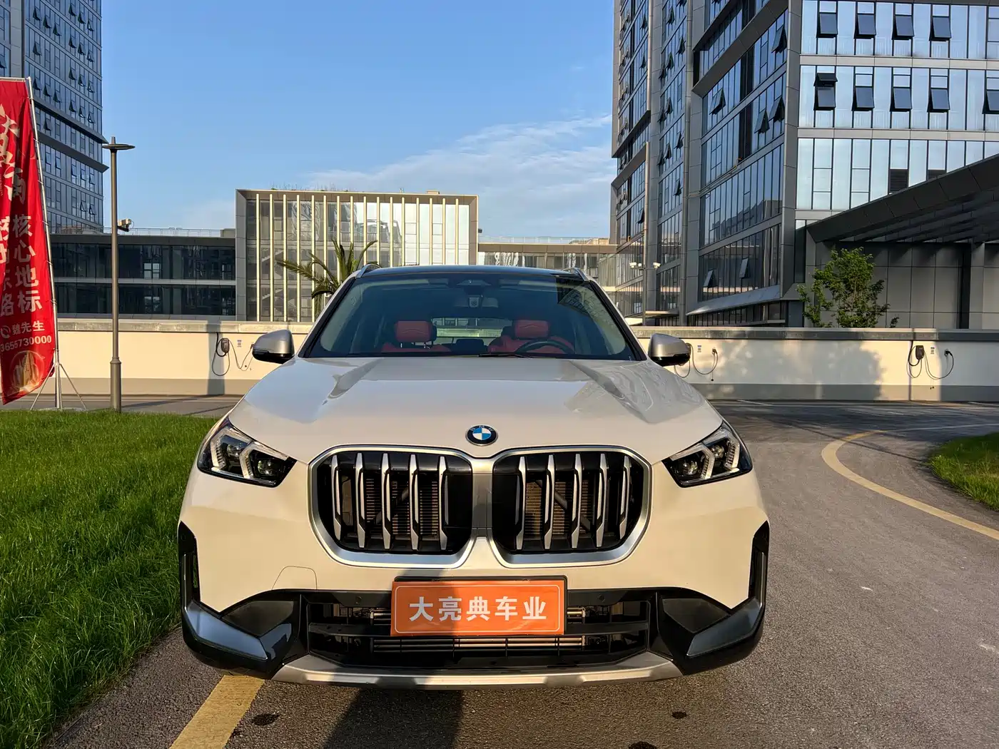 BMW X1 2023 sDrive20Li X Design Package фото 2