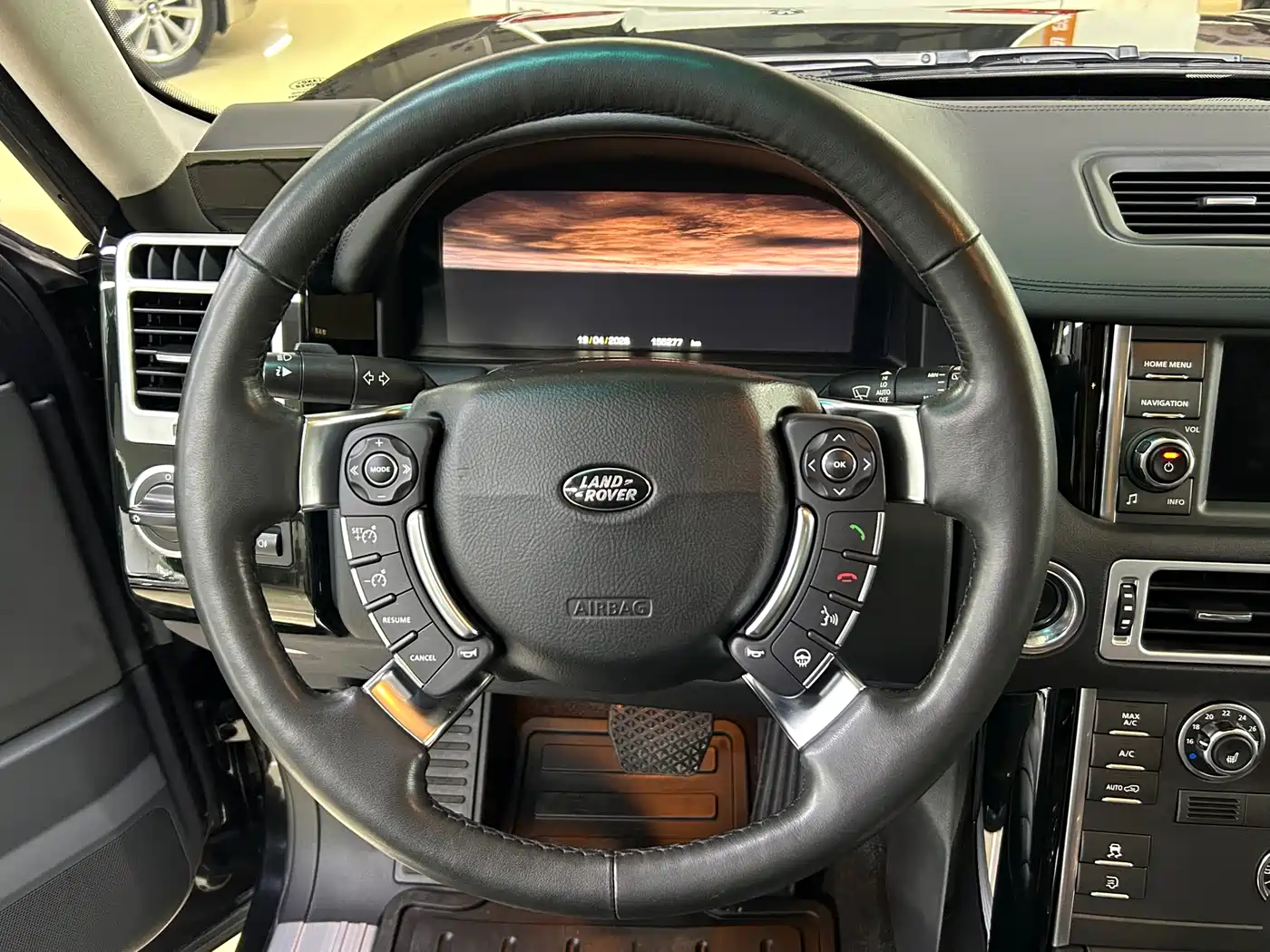 Land Rover Range Rover 2010 3.6 TDV8 HSE фото 22