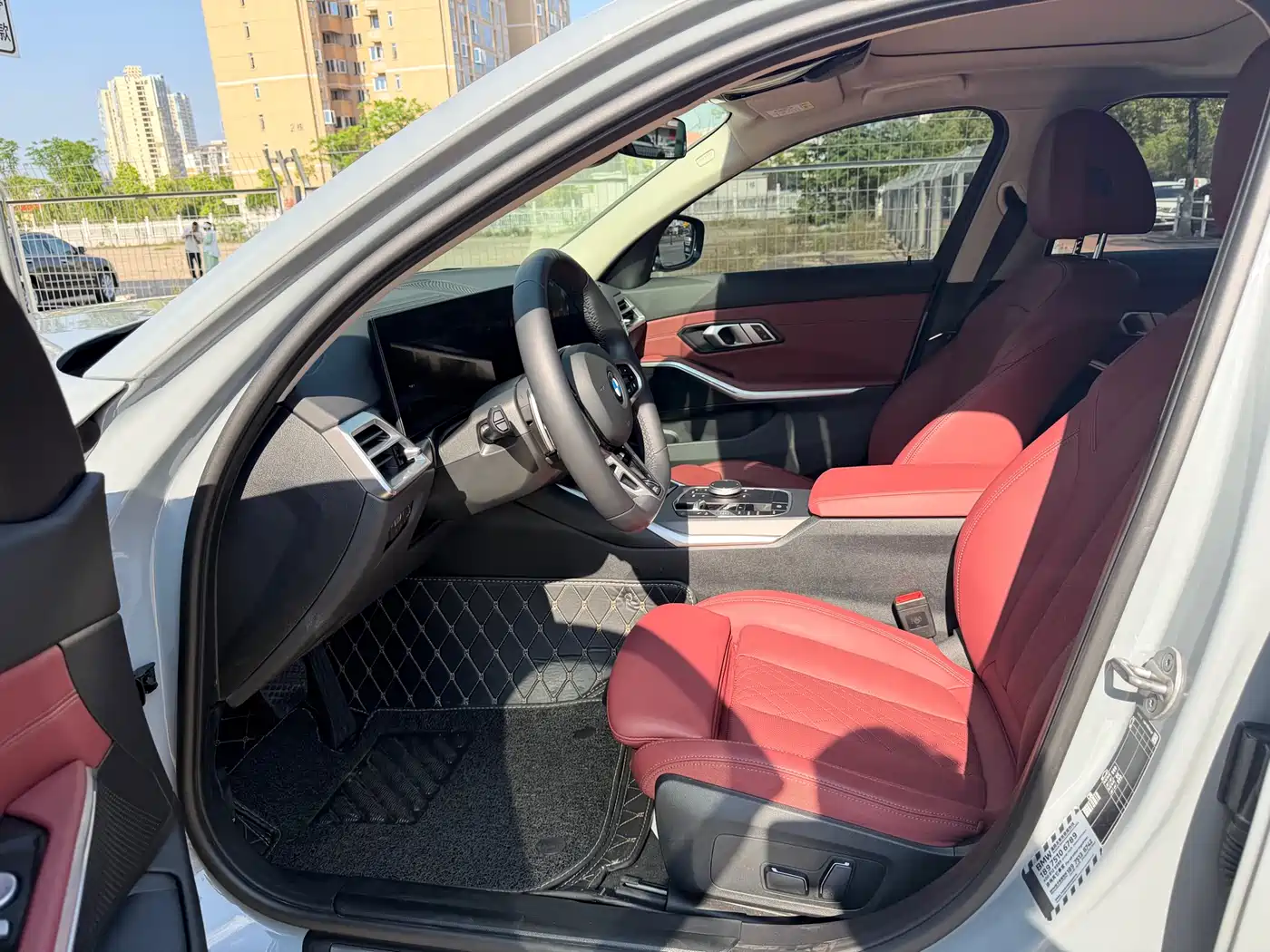 BMW 3 Series 2025 325i M Sport Package фото 7
