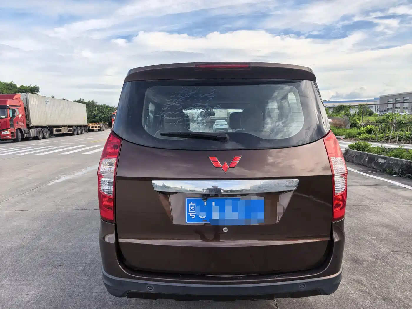 Wuling Motors Wuling Hongguang 2014 2014 1.5L S Luxury