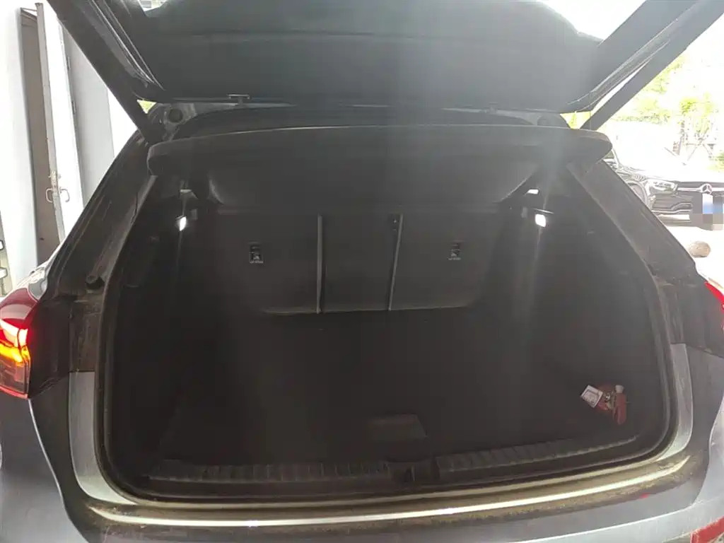 Audi Q4 e-tron 2024 40 e-tron Pioneer Edition фото 19
