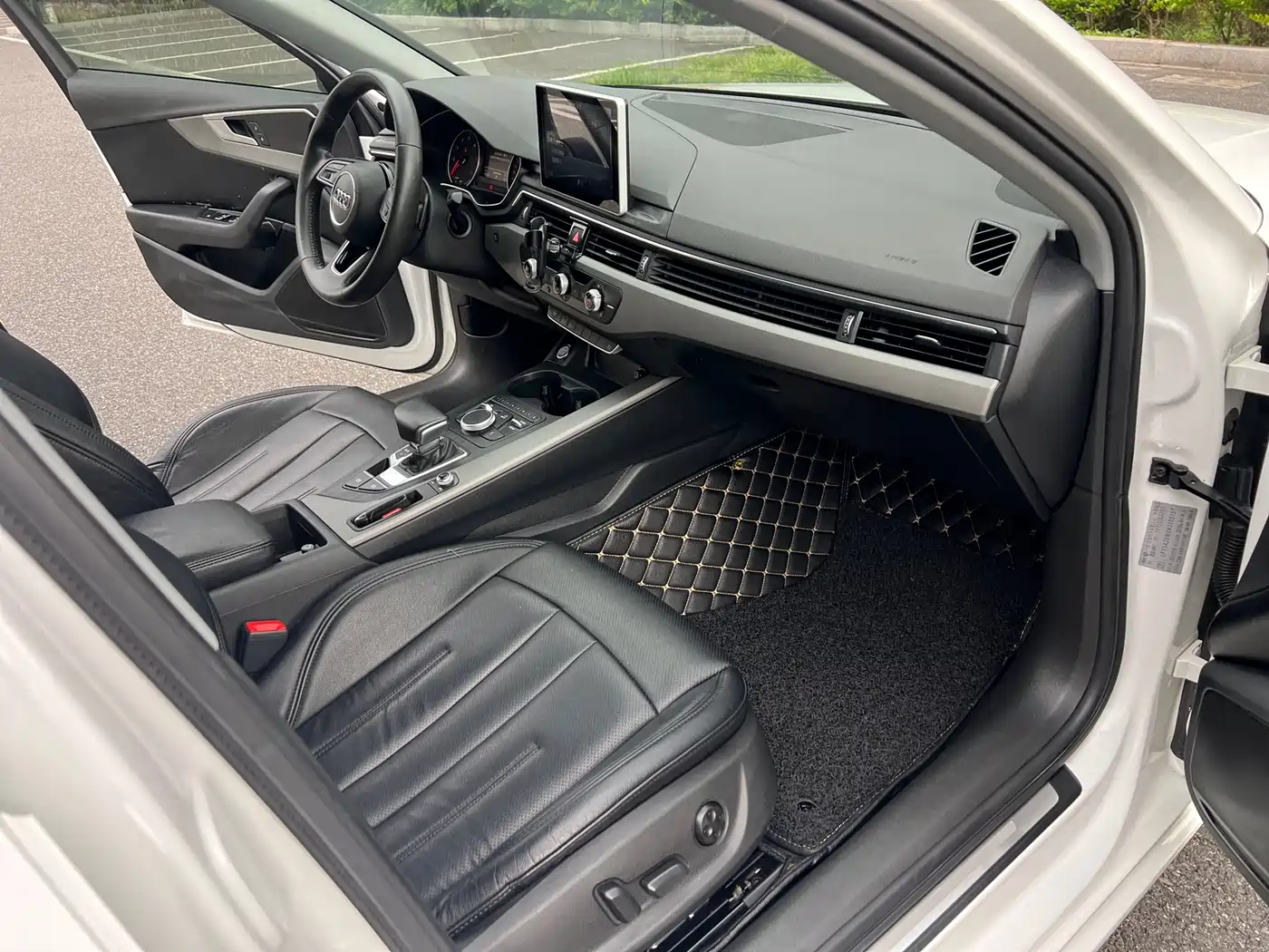 Audi A4L 2017 40 TFSI Progressive фото 10