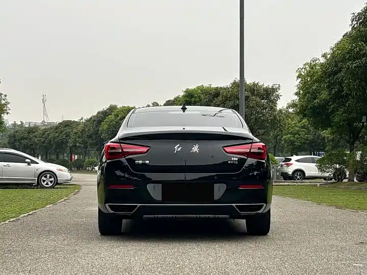 Hongqi H5 2022 Classic 1.5T DCT Flag Rhythm Edition фото 8