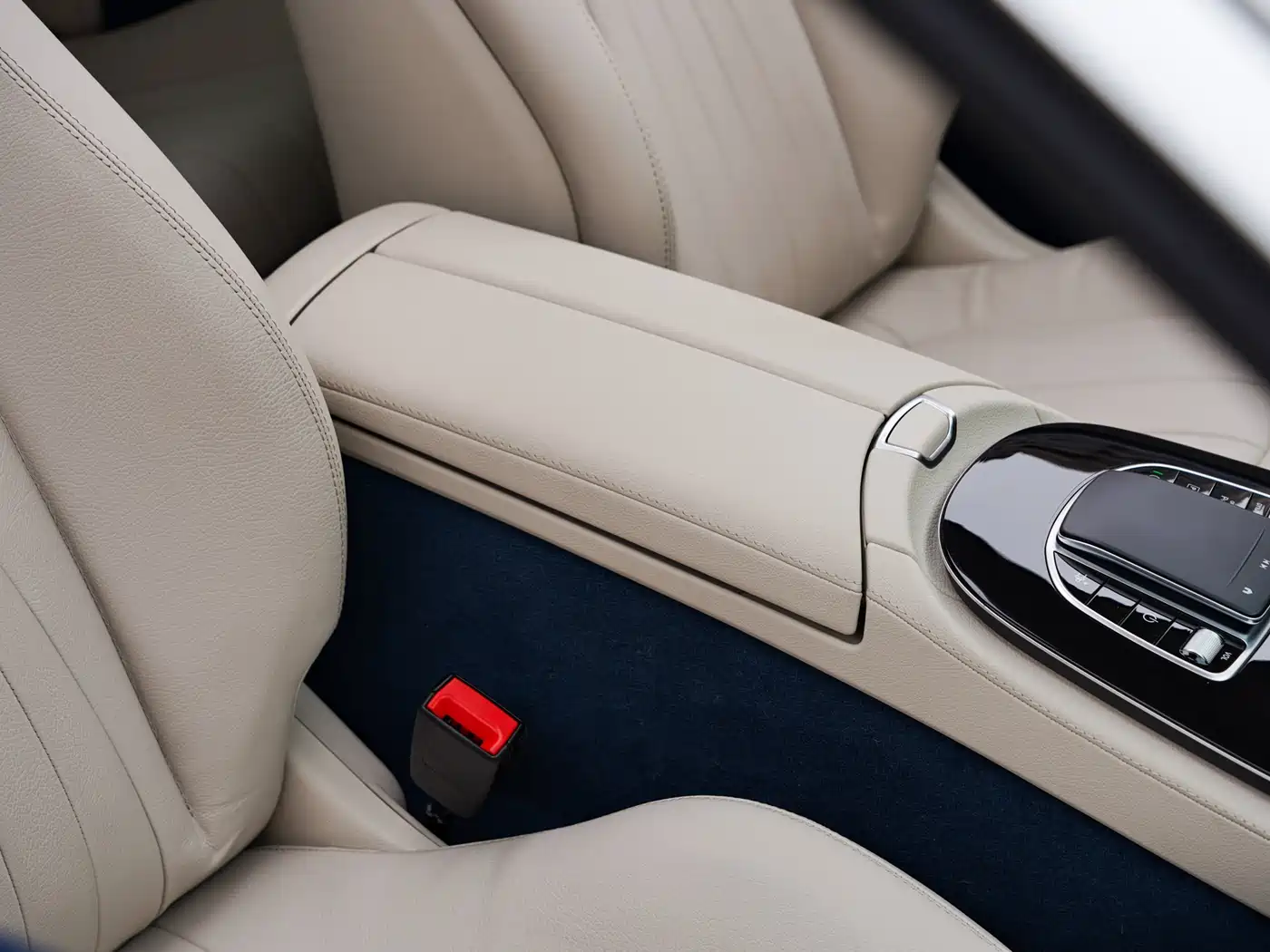 Mercedes-Benz E-Class (Import) 2023 E 260 Coupe фото 26