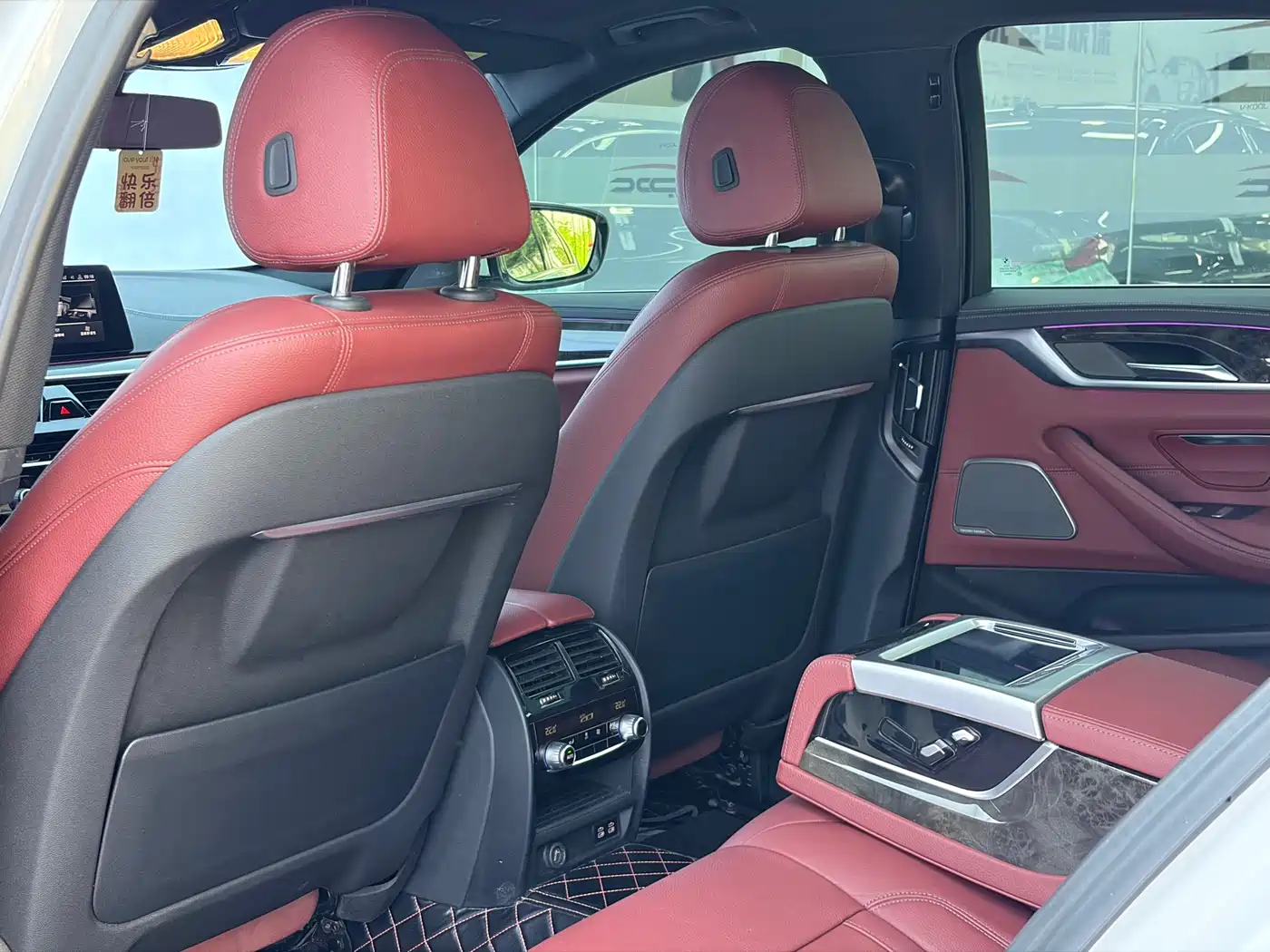 BMW 5 Series 2020 530Li Exclusive M Sport Package фото 18