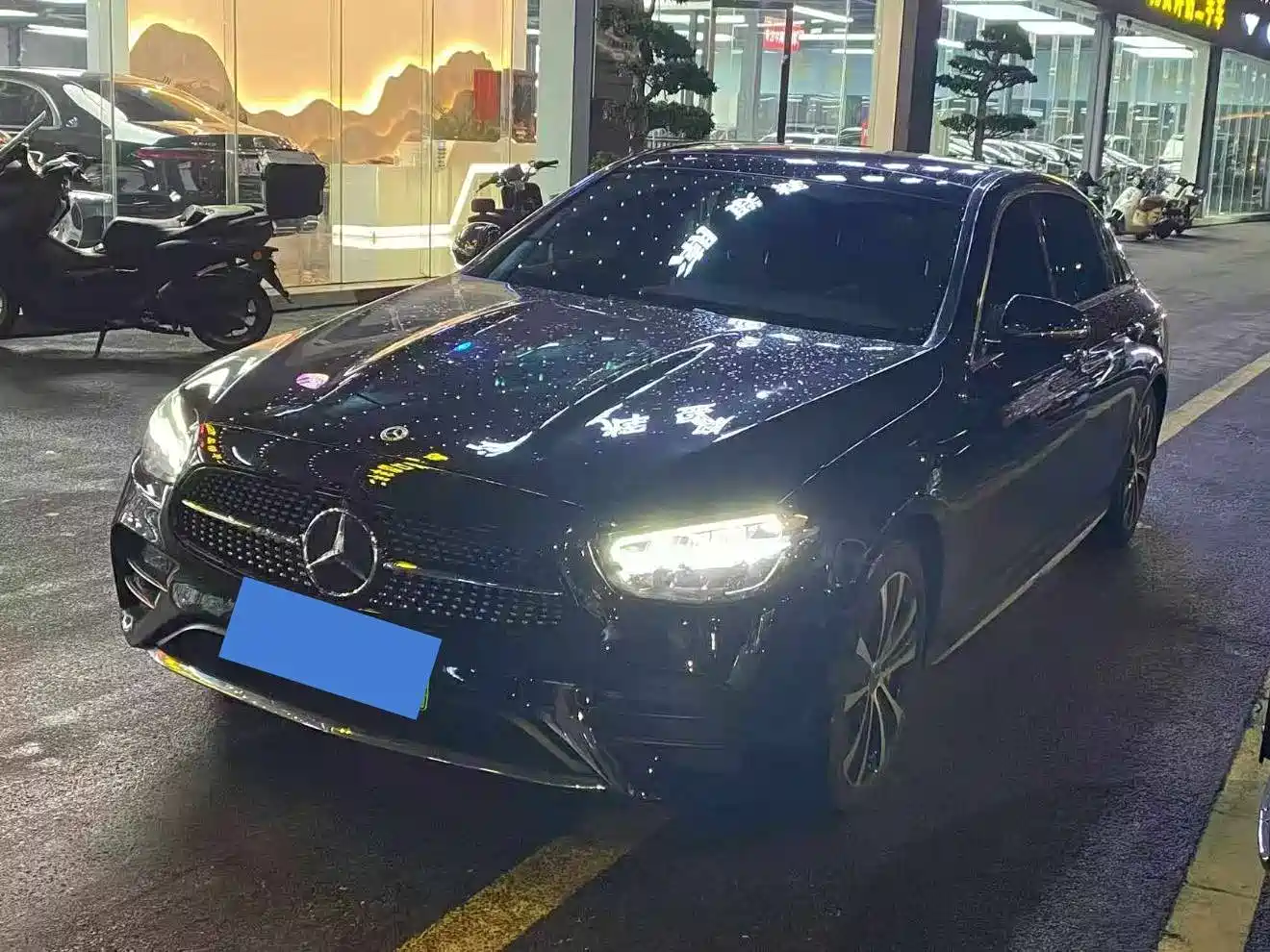 Mercedes-Benz E-Class New Energy 2023 E 350 e L Plug-in Hybrid Sedan