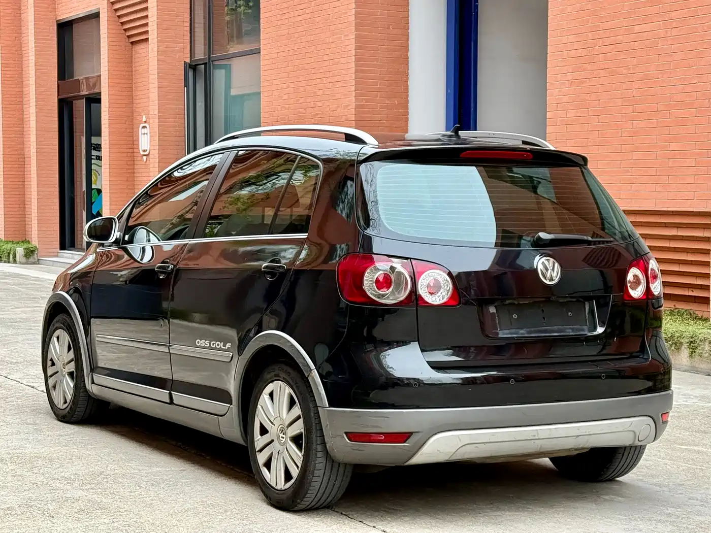Volkswagen Golf (Import) 2011 1.4TSI Cross Golf фото 6