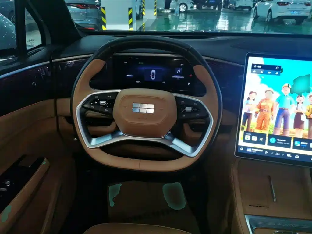 Geely Galaxy Galaxy L7 2025 EM-i 115km Explorer+ Edition фото 11