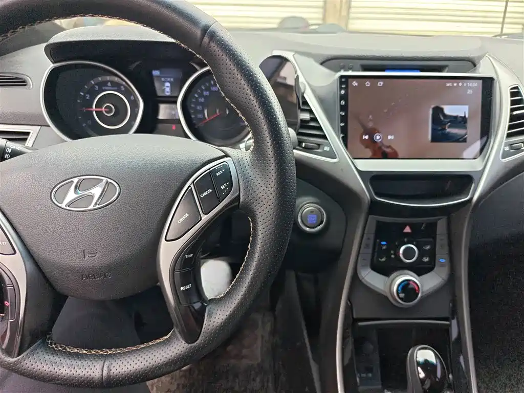 Hyundai Langdong 2015 1.6L Auto Premium фото 6