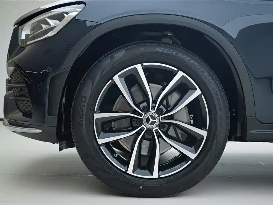 Mercedes-Benz GLC 2022 Model GLC 300 L 4MATIC Dynamic Edition фото 13