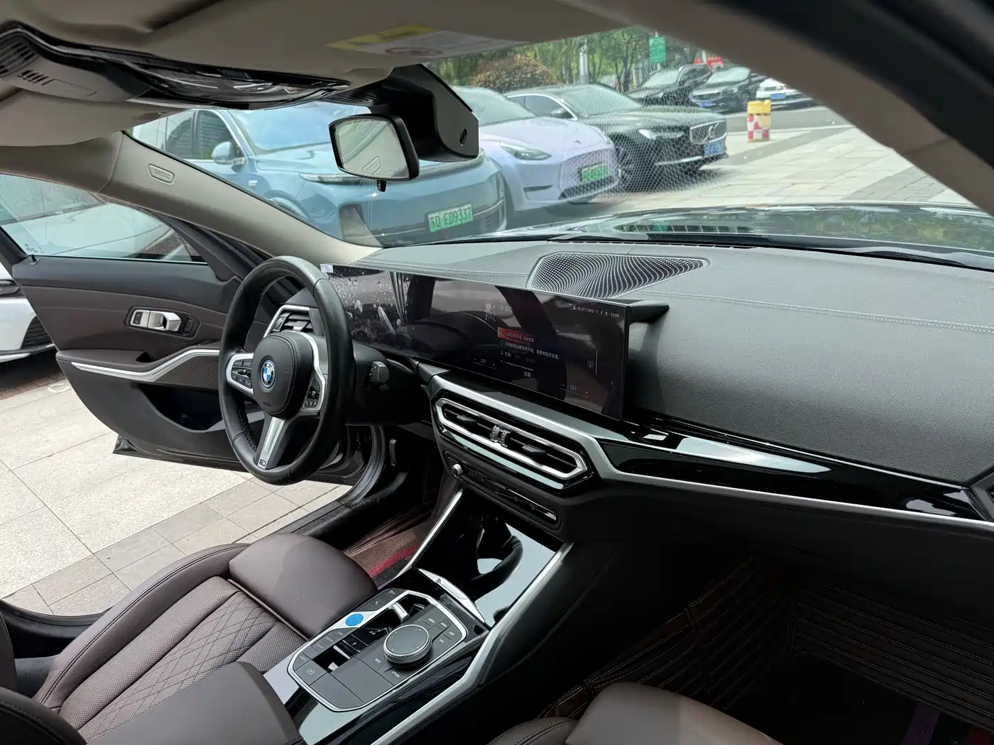 BMW i3 2022 eDrive 35 L фото 11