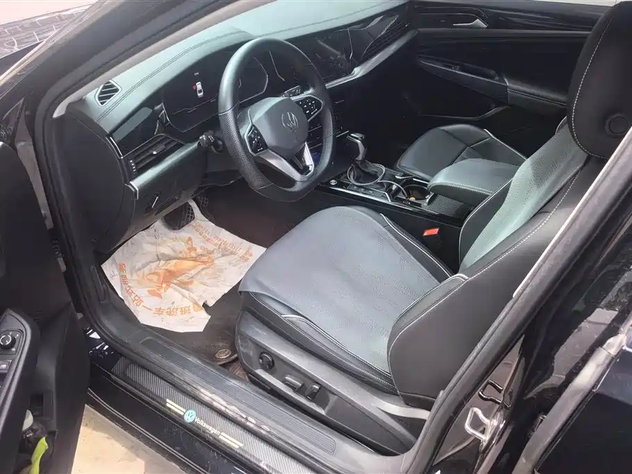 Volkswagen Passat 2023 Facelift 330TSI Starlight Elite Edition фото 9