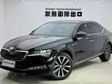Фото 1 - Škoda Superb