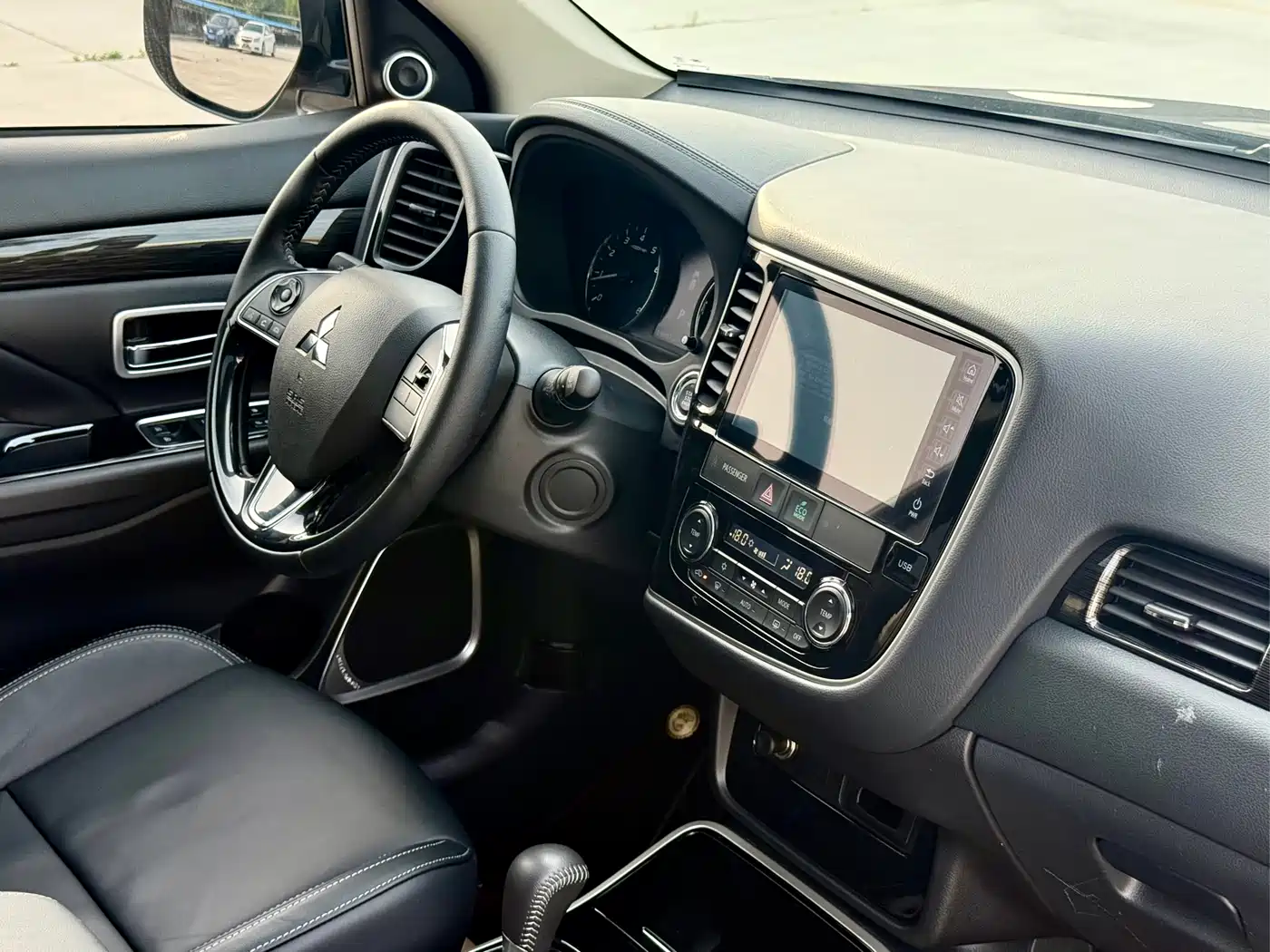 Mitsubishi Outlander 2021 2.0L FWD Comfort Edition 5-seater фото 19
