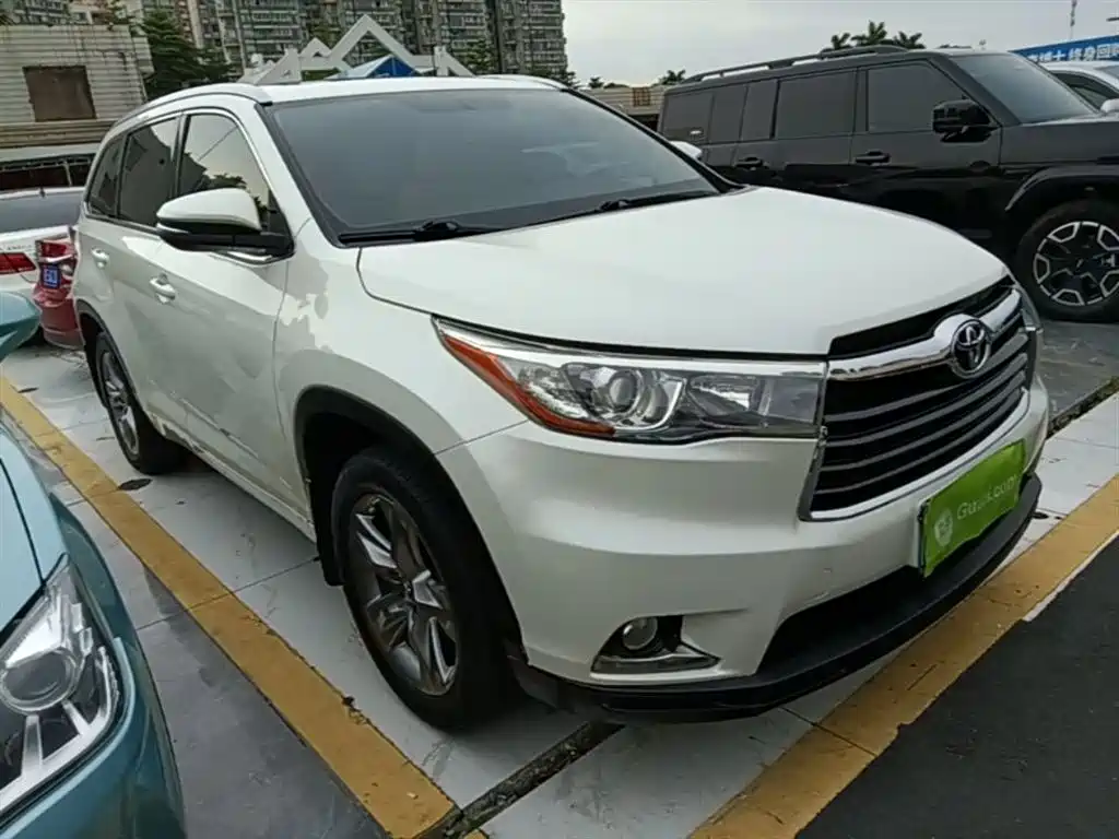 Toyota Highlander 2015 2.0T AWD Luxury Edition 7-seater фото 4